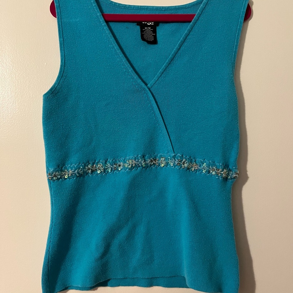 Vintage Blue Sleeveless Top with GORGEOUS waist detail - Picture 7 of 7